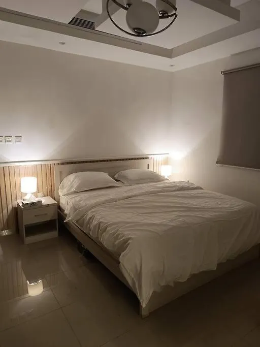 Rooftop Apt W Patio Rawdah Appartement Djedda 0*,